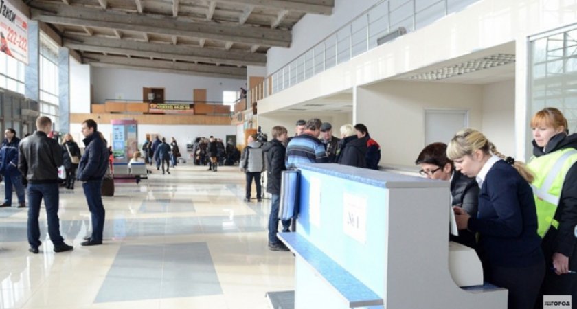 40 тысяч кировчан не смогли попасть за границу из-за долгов