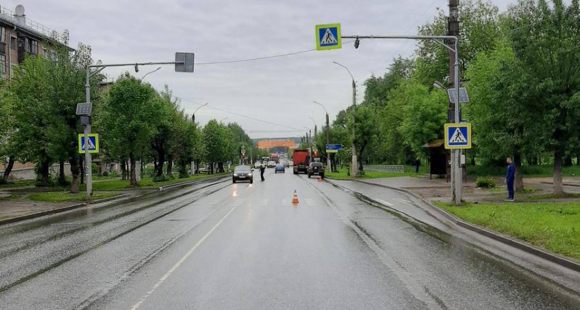 В Кирове "Нива" сбила подростка на "зебре"
