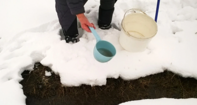 В поселке в Кировской области два месяца не было воды