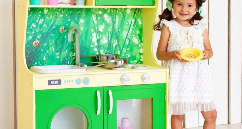 Полицейские нашли женщину, которая обманула кировчанку при продаже игрушечной кухни