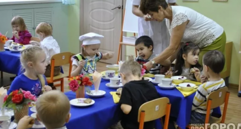 Кировская мэрия опровергла слова активистов о зараженной паразитами рыбе в детском саду