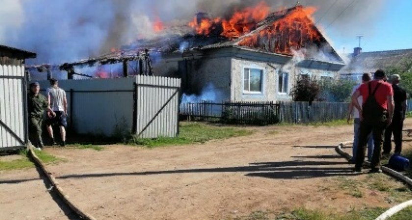 "Пожар превратил жилье в руины": в Кировской области многодетной семье нужна помощь