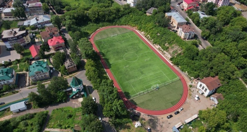 На стадионе "Трудовые резервы" в Кирове отремонтируют трибуны и вход с улицы Казанской