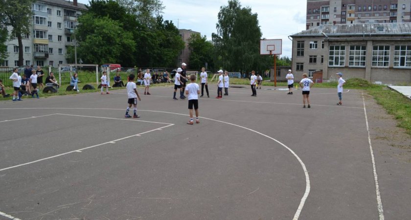 На улицах Кирова прошел спортивный фестиваль