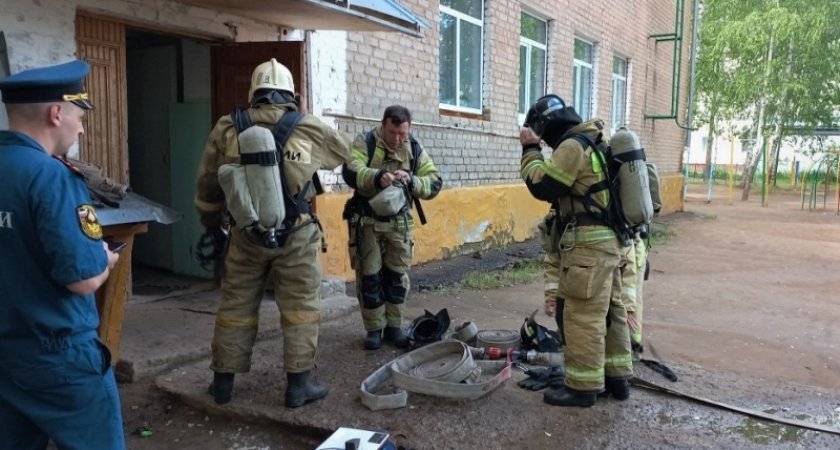 В Кировской области эвакуировали детей из интерната
