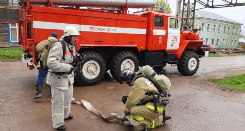 В Кировской области молодой человек поджег балконы соседей из-за обиды