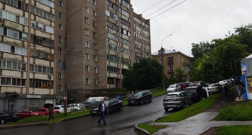 Рабочая неделя в Кирове начнется с дождей и гроз