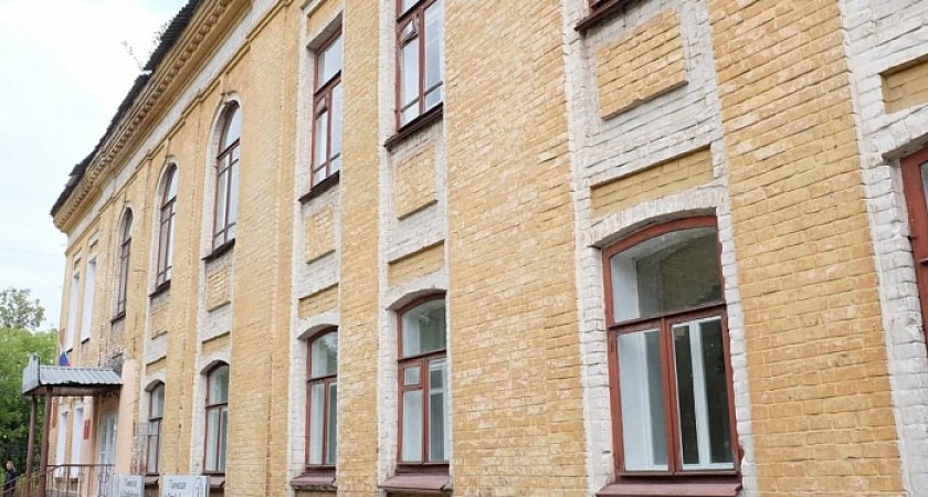 В Кировской области спустя 160 лет начали капремонт здания гимназии