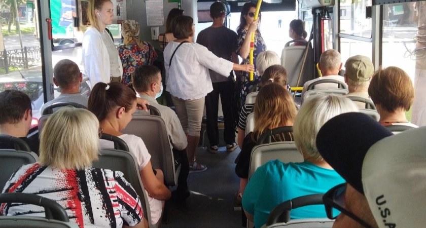 В кировских автобусах бумажные билеты заменят на электронные