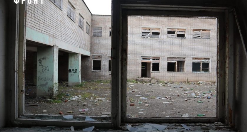 Кировские активисты просят закрыть заброшенную школу, в которой погиб подросток