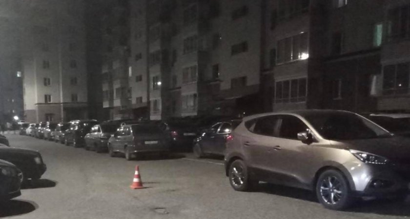 В Кирове водитель Nissan переехал 8-летнего мальчика во дворе дома