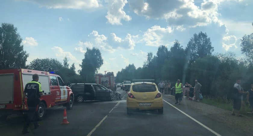 На трассе Киров – Советск образовалась огромная пробка из-за ДТП
