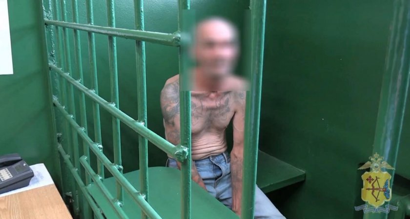 Кировчанина арестовали за кражу брюк у своего друга