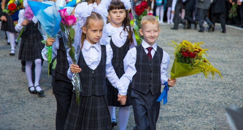 С 1 сентября в кировских школах детей будут учить патриотизму и нравственным ценностям