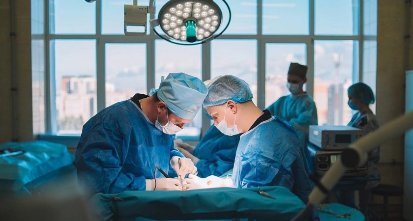 Годовалому кировчанину московские онкологи удалили опухоль размером в семь сантиметров