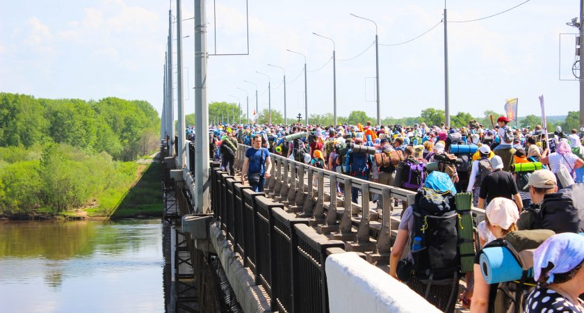 В Кирове из-за крестного хода перекроют дороги 