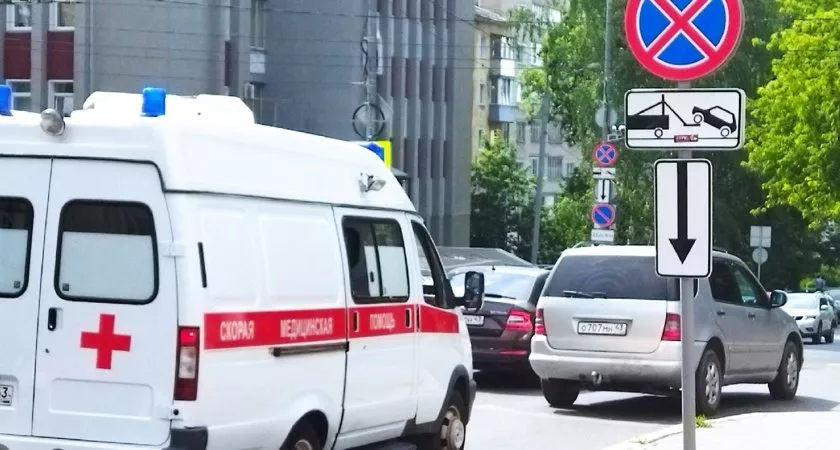 Фото к статье: Ребенок, на которого обрушился бетон в Котельниче, находится в тяжелом состоянии