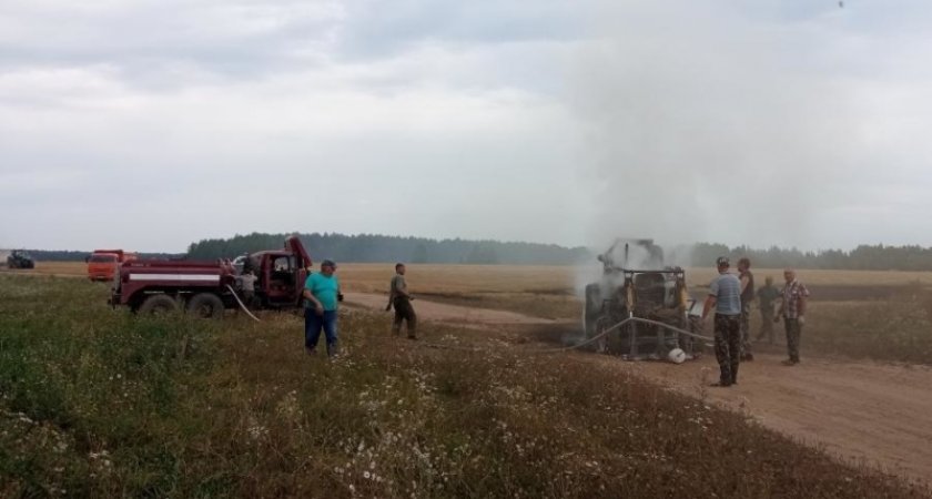 В Кировской области добровольцы тушили пожар во время сельхозработ