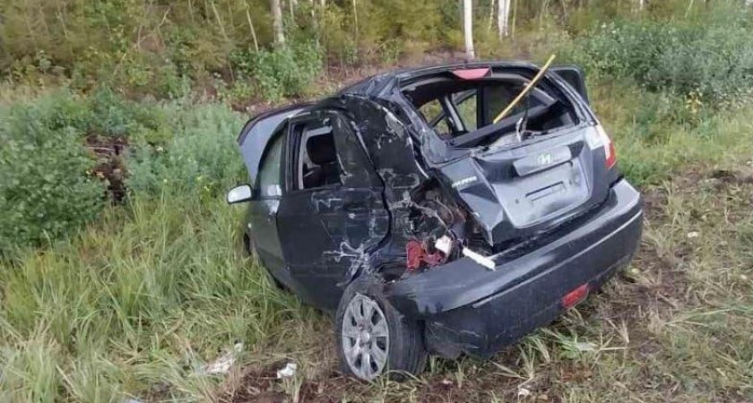 В аварии на трассе Кировской области четыре человека получили травмы