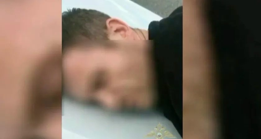 В Кирове задержали компанию наркоманов