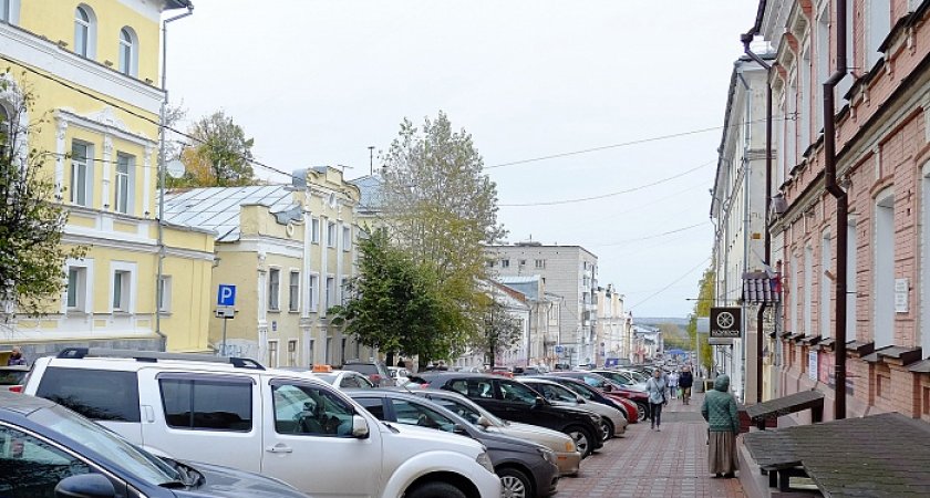 В Кирове планируют закрывать улицу Спасскую для движения транспорта каждые выходные