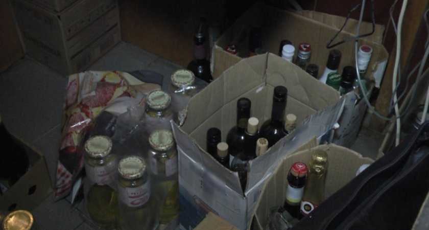 Полицейские Кировской области изъяли 5 тысяч литров алкоголя