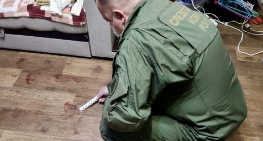 "Долгое время плакали": в Кирове родители ушли из дома, оставив пятерых малышей