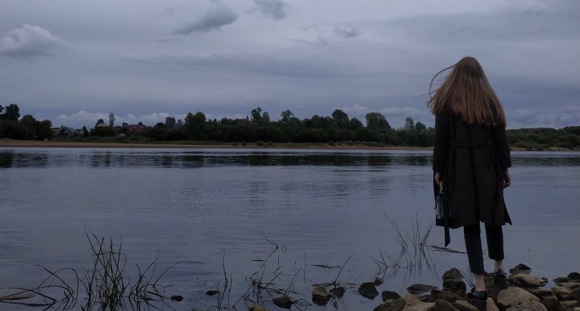 Львов поглотит меланхолия, а Скорпионов ждет разговор по душам: гороскоп на 21 октября