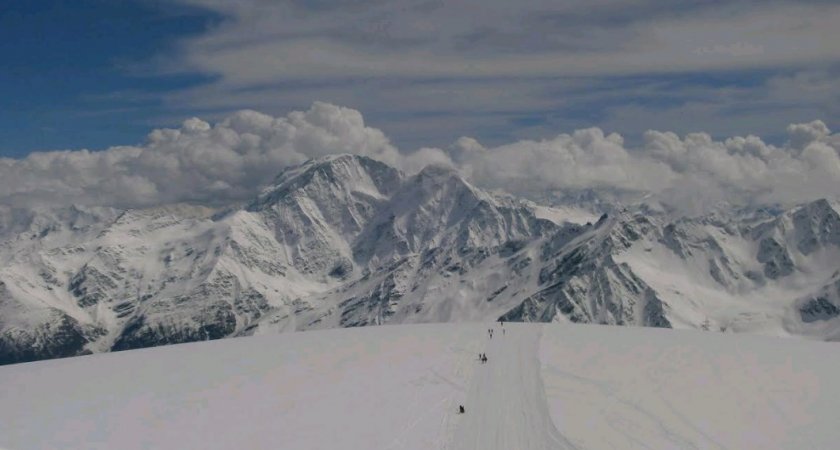 МегаФон обеспечил кировских туристов связью на Эльбрусе