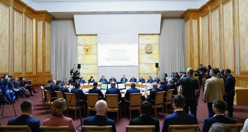 Законодатели обсудили лучшие практики регионов ПФО