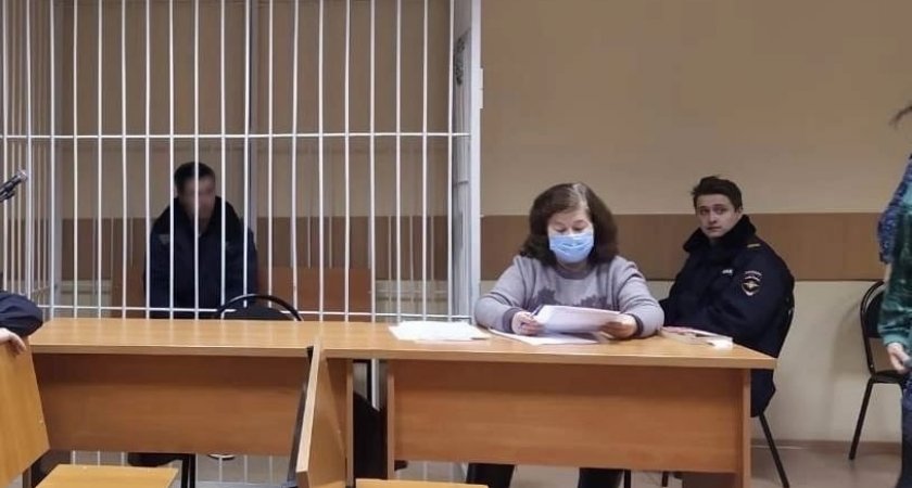 В Кирове продолжается расследование уголовного дела после гибели 14-летней девочки