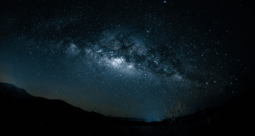 Конец коридора затмений: big data о том, как общаются разные знаки зодиака