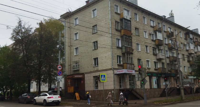 Одну из улиц в историческом центре Кирова перекроют для движения транспорта на две недели