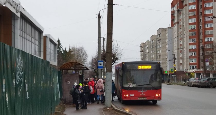 В Кирове ищут перевозчиков на 14 городских автобусных маршрутов
