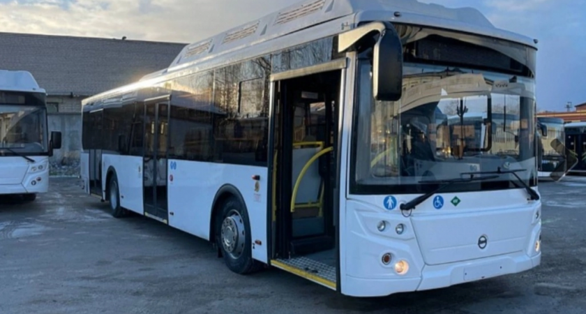 В Киров прибыла партия новых автобусов вместимостью более ста человек 