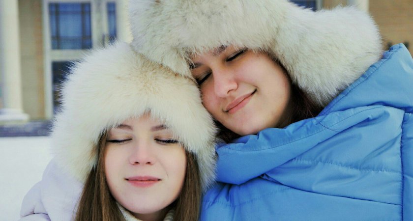 Как избежать ошибок в уходе за кожей зимой? Советы кировского дерматолога