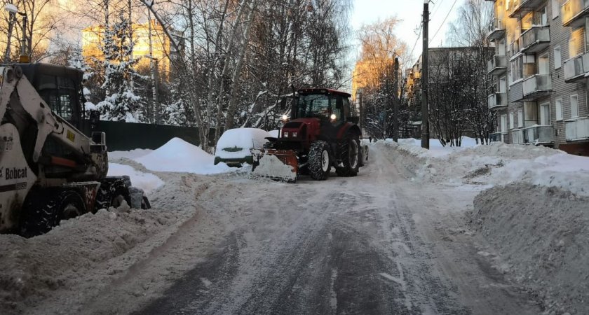Опубликован график вывоза снега в Кирове с 19 по 22 декабря