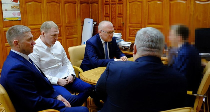 Участника СВО из Кировской области наградили медалью "Золотая Звезда" за мужество