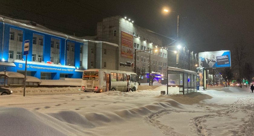 После новогодних праздников в Кирове на дороги не вышли три автобусных рейса