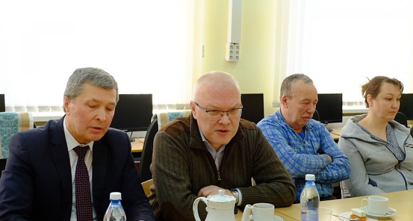 Александр Соколов: На ремонт муниципальных дорог в этом году будет выделено больше средств