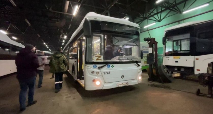 Переданные АТП восемь автобусов вышли на маршруты в Кирове