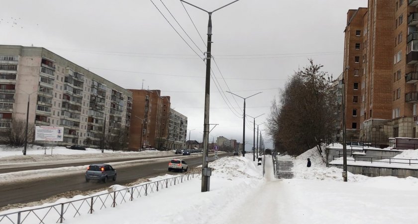 В 2023 году в Кировской области отремонтируют 400 километров дорог