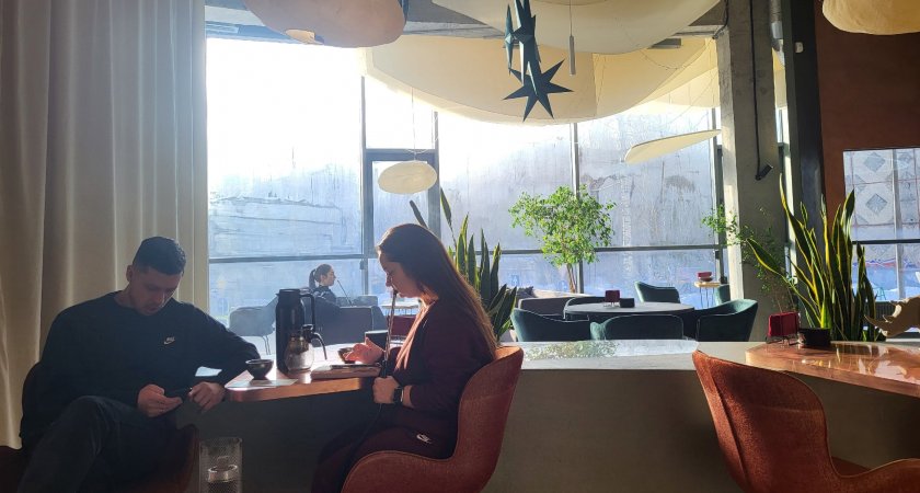 Девам сделают предложение, а Весы наладят контакты: гороскоп на выходные