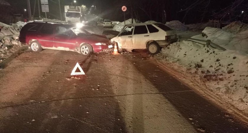 ДТП с нетрезвым водителем: в Кирове столкнулись две легковушки 