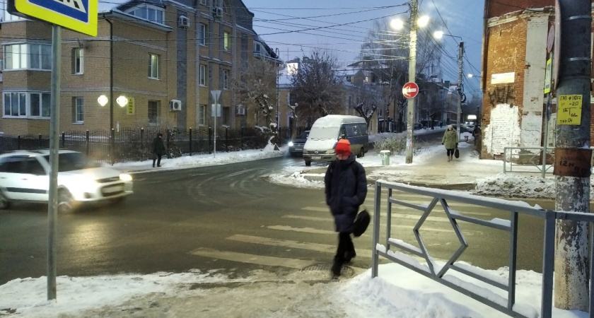 В Кирове на нескольких улицах проведут ямочный ремонт