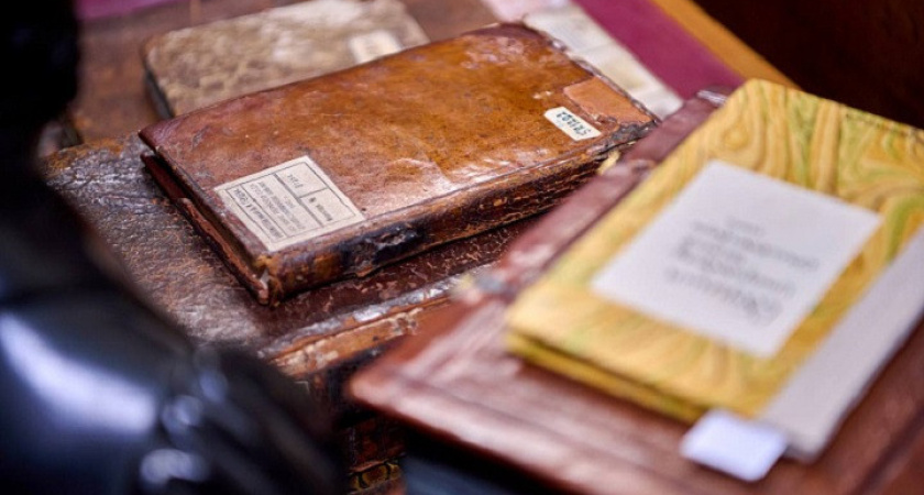 В Герценке оцифруют уникальные книги: самая старая из них издана в Лионе в 1521 году
