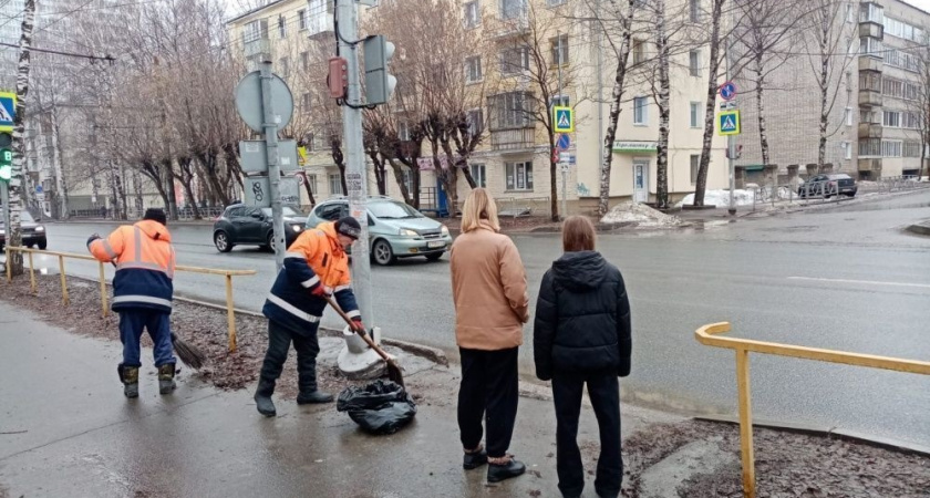 Кировским подрядчикам поручили прочистить водопропускные трубы под дорогами 
