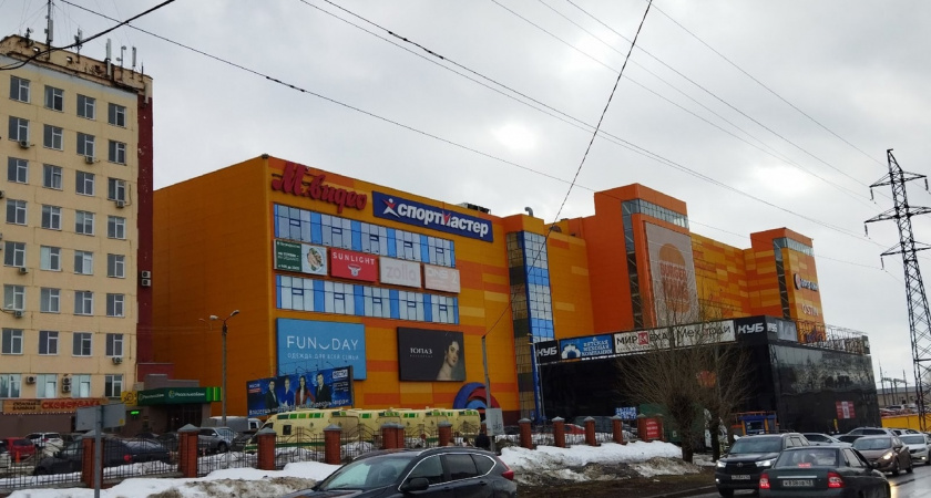 Движение на одной из кировских улиц ограничат на две недели