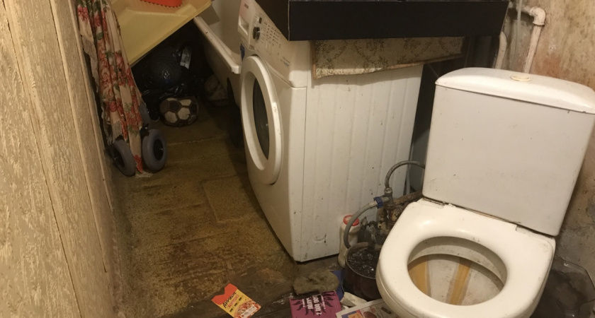 "Телевизор разбит, шланг в ванной оторван”: арендаторы изуродовали квартиру кировчанину