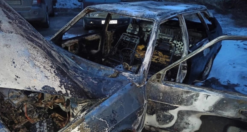 В Котельничском районе за одно утро сгорели две машины